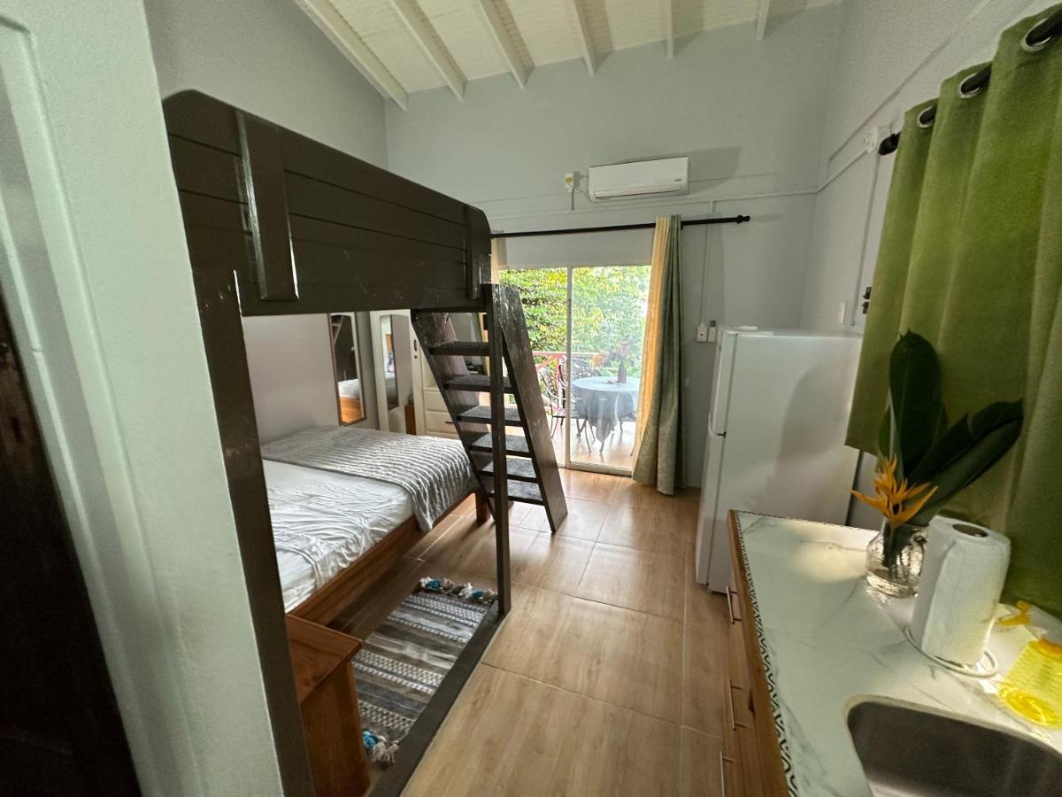 Guava Shores Castara Esterno foto
